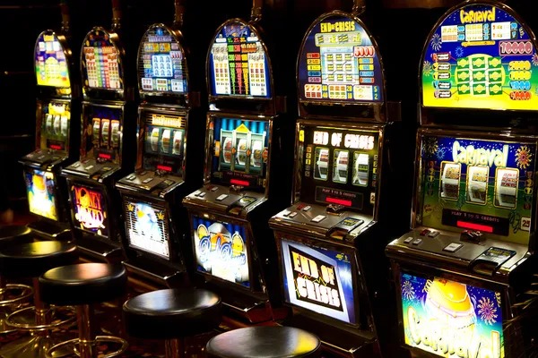 cs alexistogel mobile app interface showing slot games and sportsbook markets